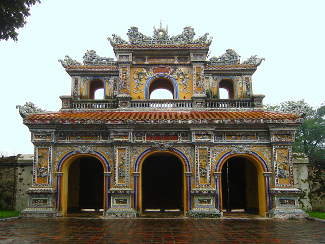hue-door-6